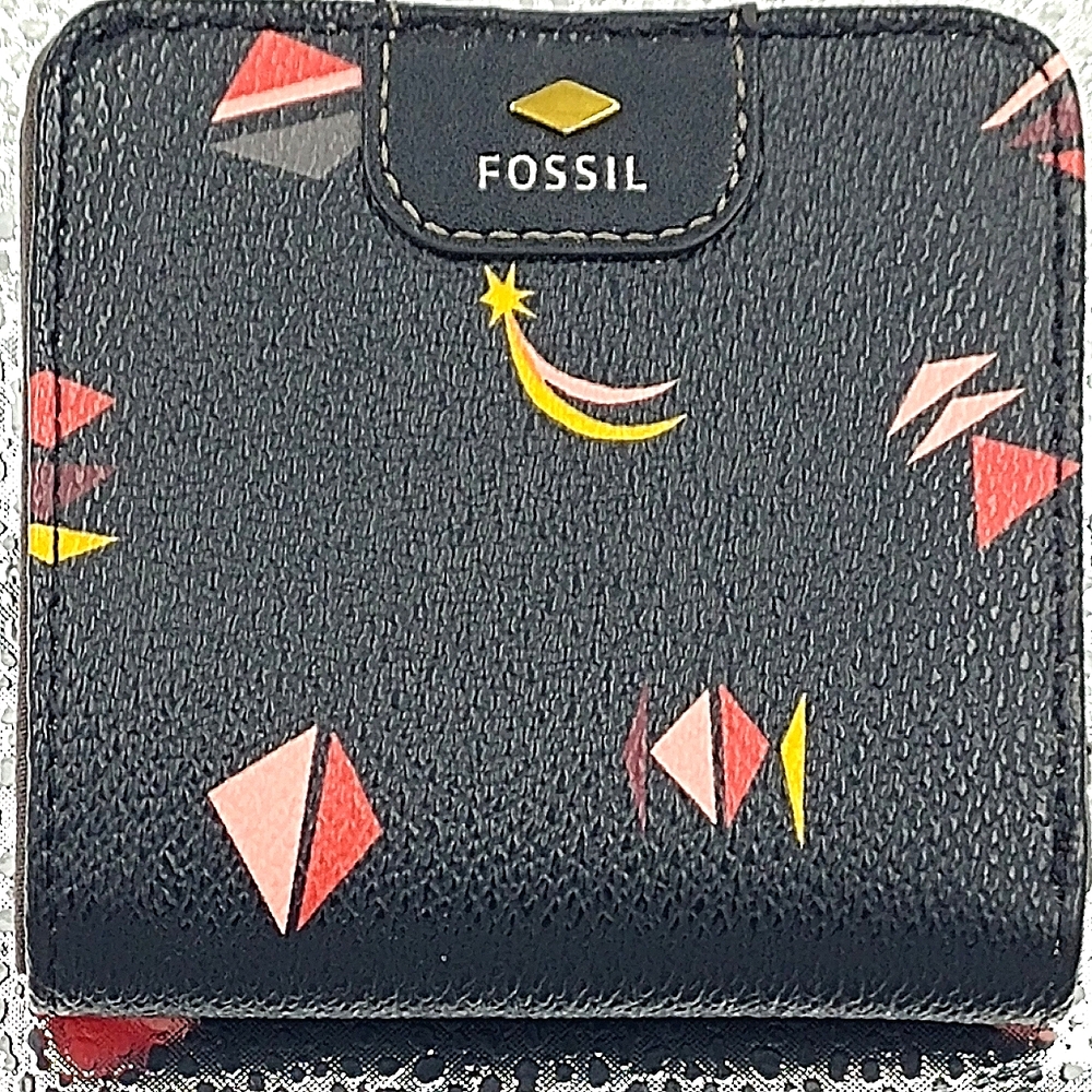 FOSSIL Bi-fold Wallet. Black with Triangles and Stars Design.